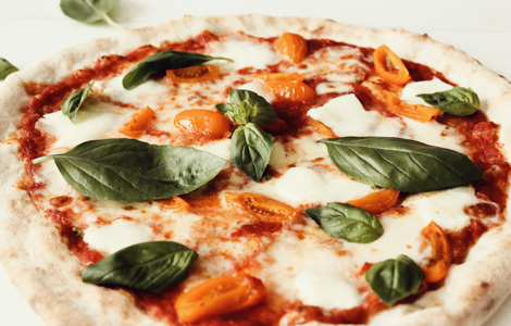 Red Pepper Clarkston Italian Style Margherita Pizza
